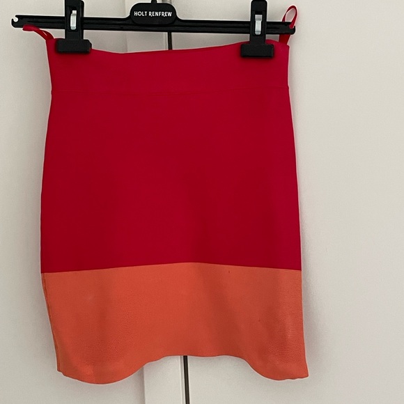 BCBG mini skirt size XXS red and orange - Picture 2 of 2